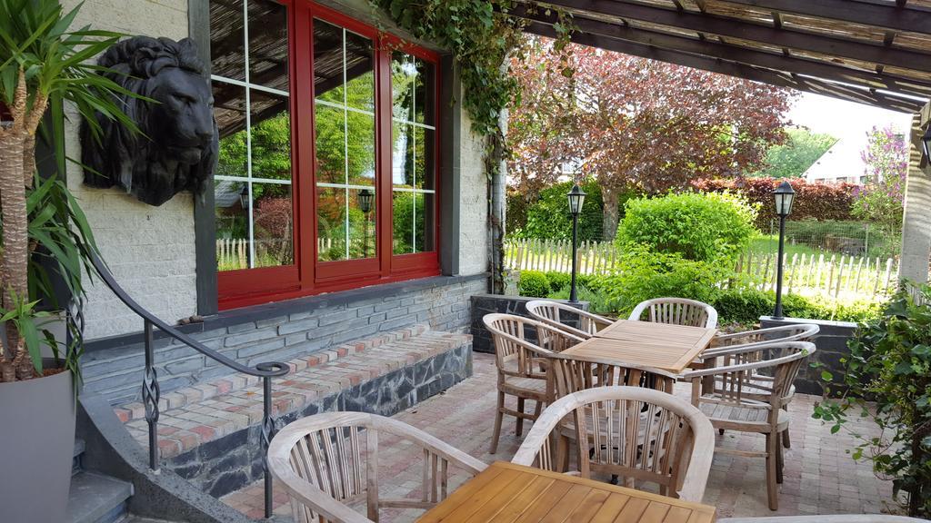 Chalet Sur Lesse Maissin Exterior photo