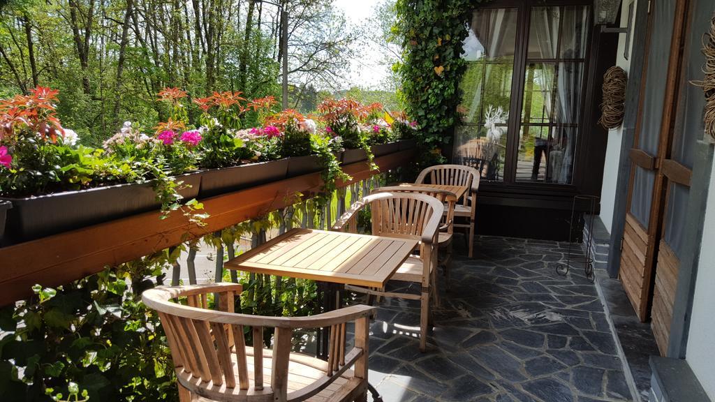 Chalet Sur Lesse Maissin Exterior photo